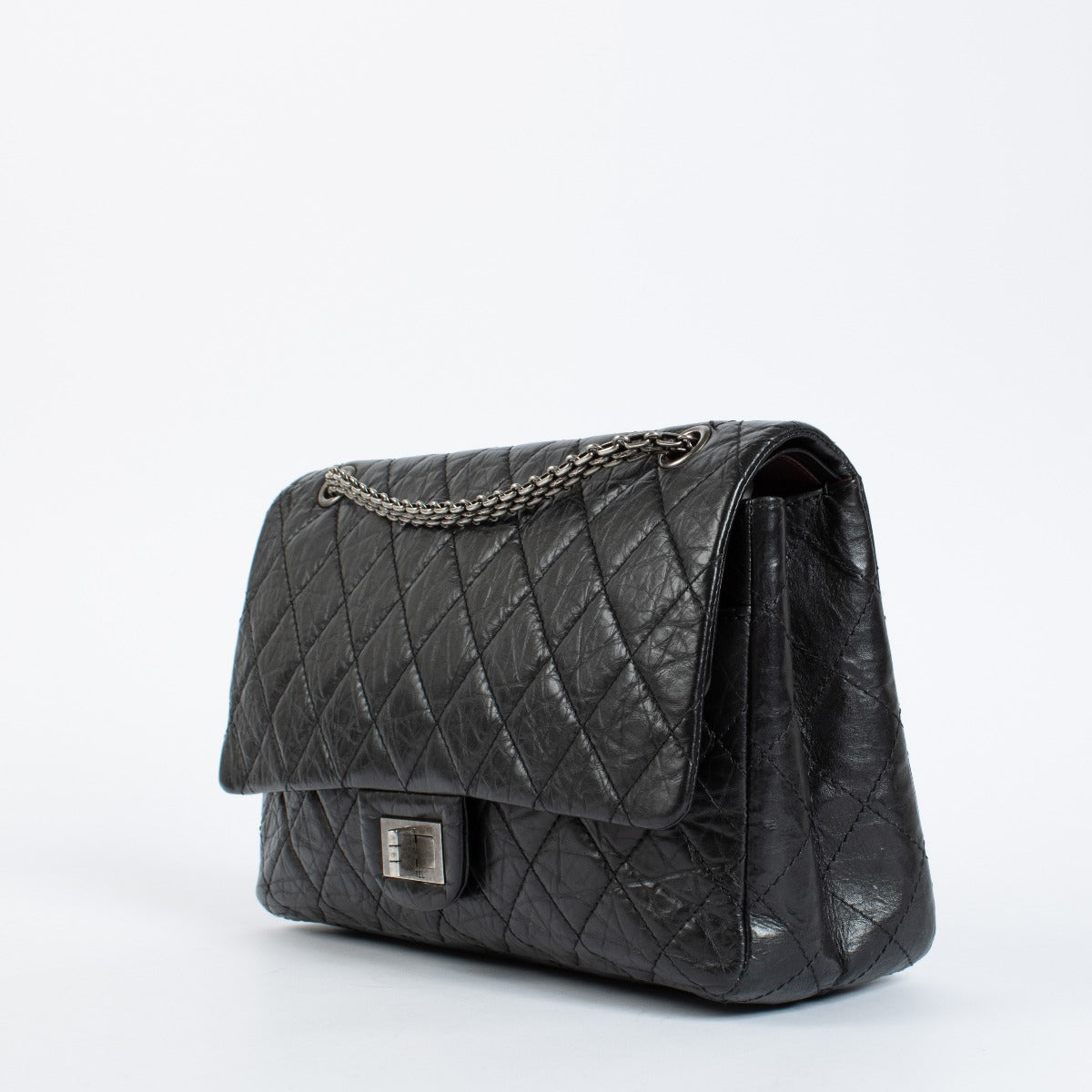 Chanel Zwarte Aged Calfskin Maxi Reissue 2.55 Tas