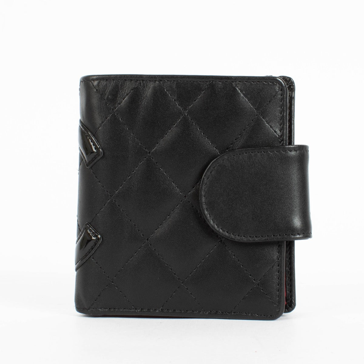 Shop the authentic Chanel Ligne Cambon Wallet second hand on Labellov.com.