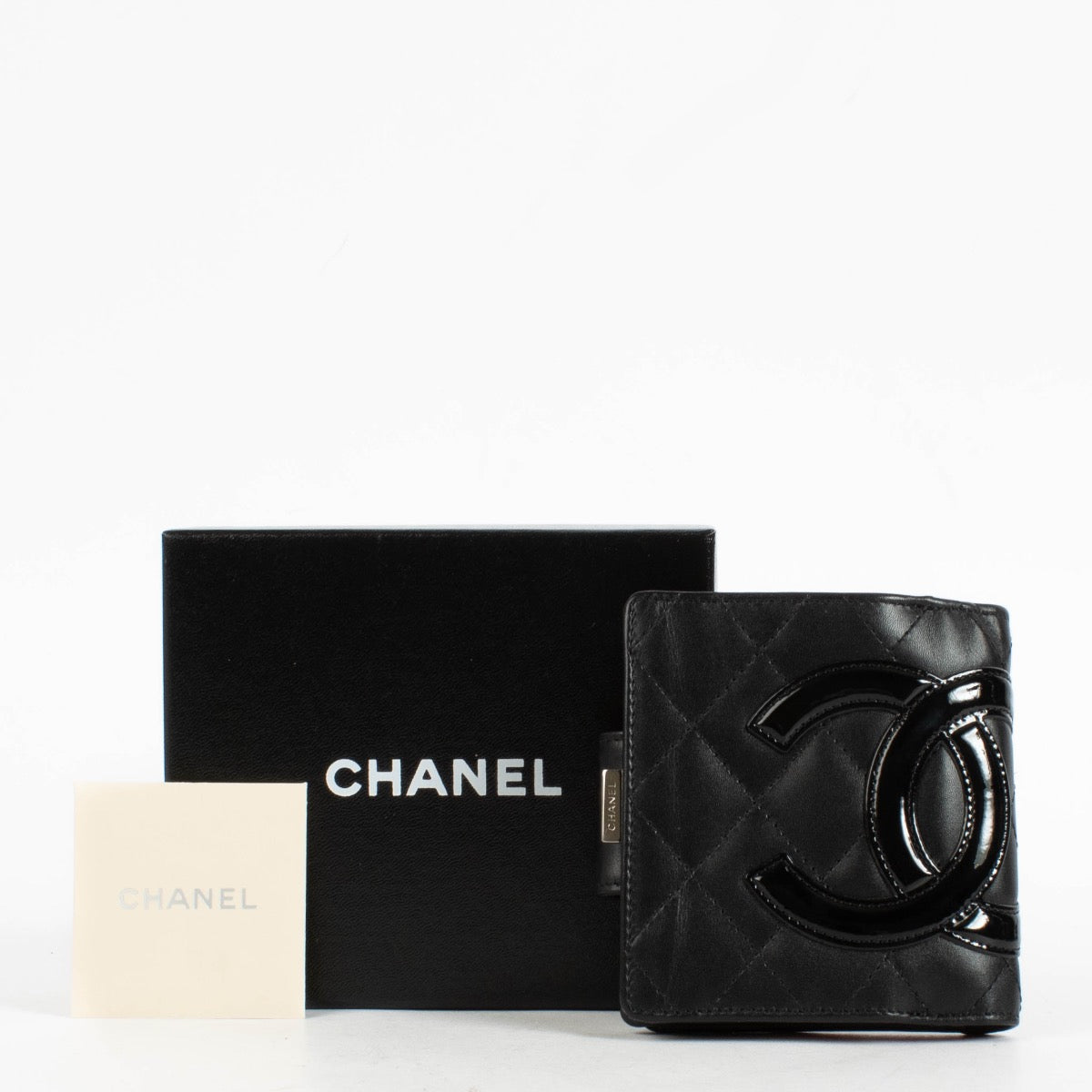 Shop the authentic Chanel Ligne Cambon Wallet second hand on Labellov.com.
