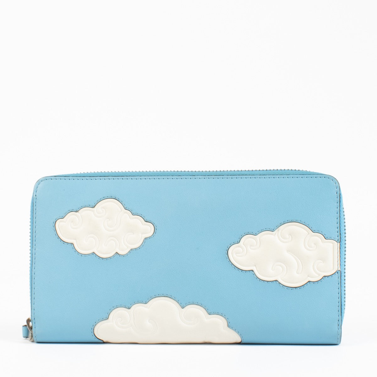 Shop 100% authentic second hand Delvaux Dans Les Nuages Wallet on Labellov.com