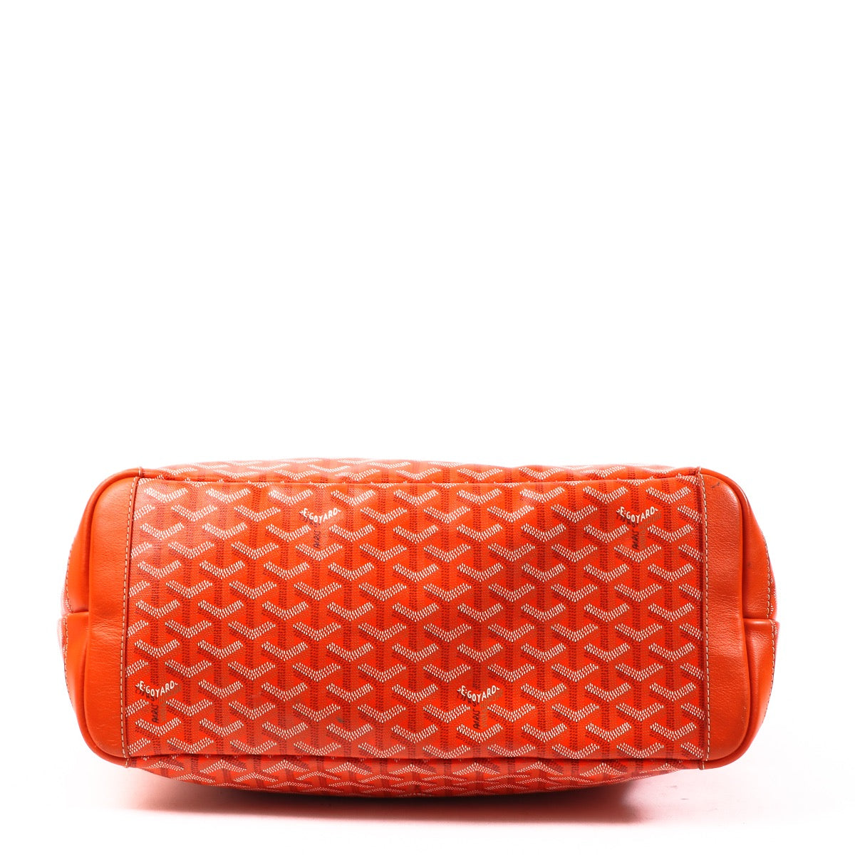 Buy an authentic second hand Goyard Orange Goyardine Artois MM Shoulder Bag in very good condition at Labellov.