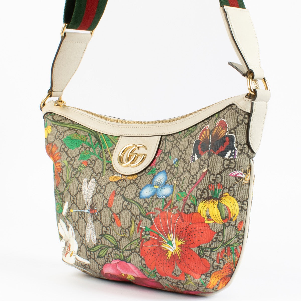Shop 100% authentic second hand Gucci GG Flora Crossbody Bag on Labellov.com