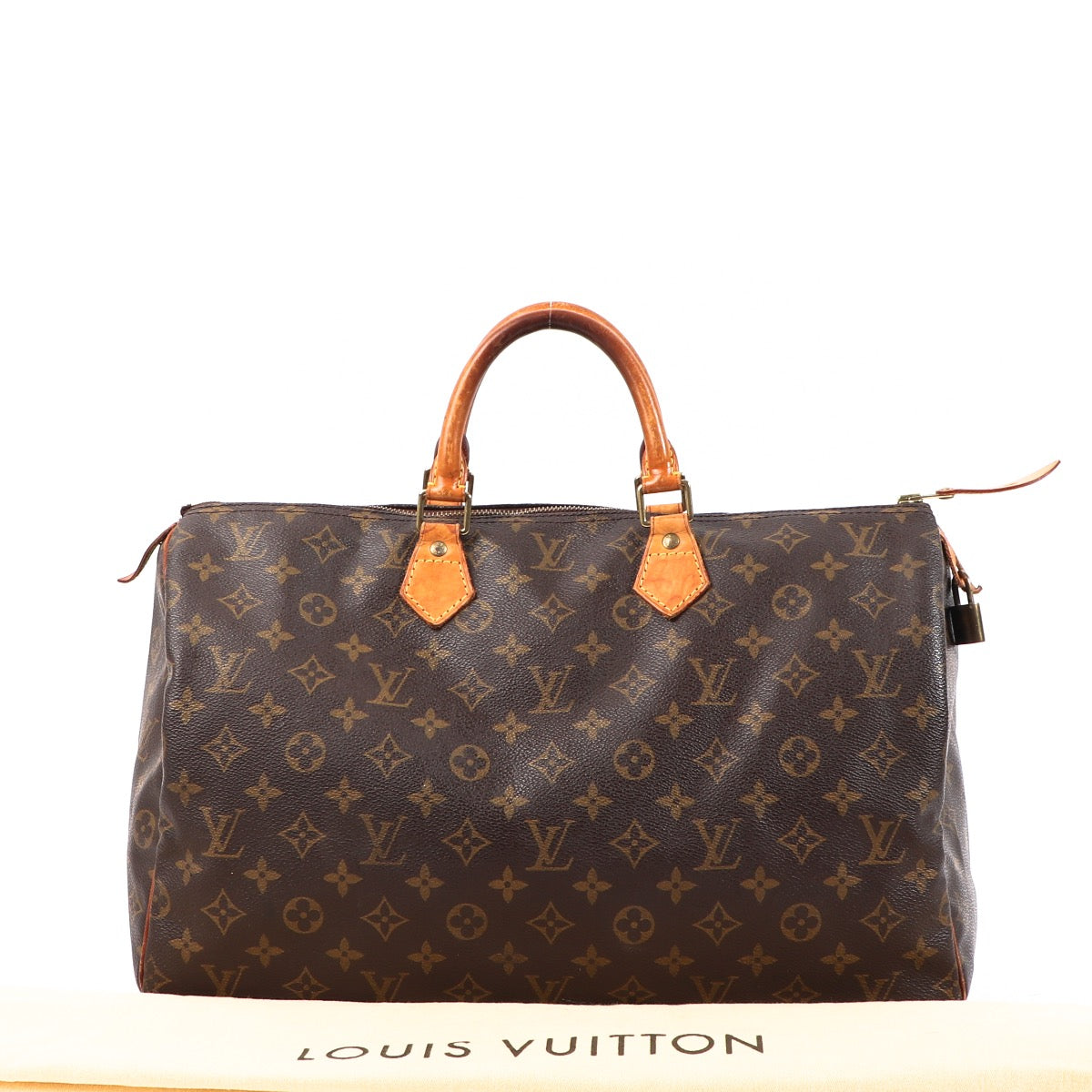 Buy an authentic second hand Louis Vuitton Monogram Speedy 40 in very good condition at Labellov.com