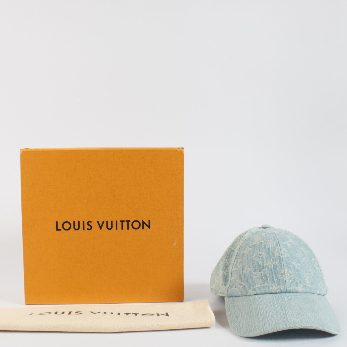 Louis Vuitton Monogram Denim Pet - Maat M