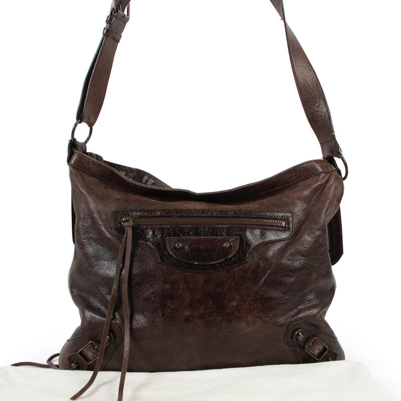 Shop safe online at Labellov in Antwerp this 100% authentic second hand Balenciaga Brown Flat Messenger Crossbody Bag