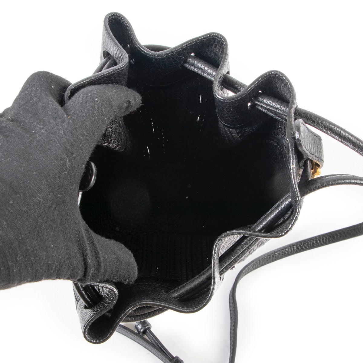 Shop safe online at Labellov in Antwerp this 100% authentic second hand Delvaux Black Toile De Cuir Bucket Shoulder Bag