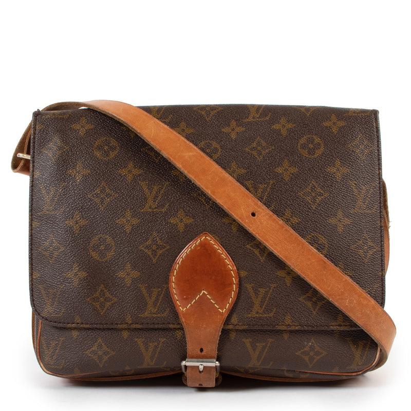 Shop safe online at Labellov in Antwerp this 100% authentic second hand Louis Vuitton Monogram Cartouchière Crossbody Bag