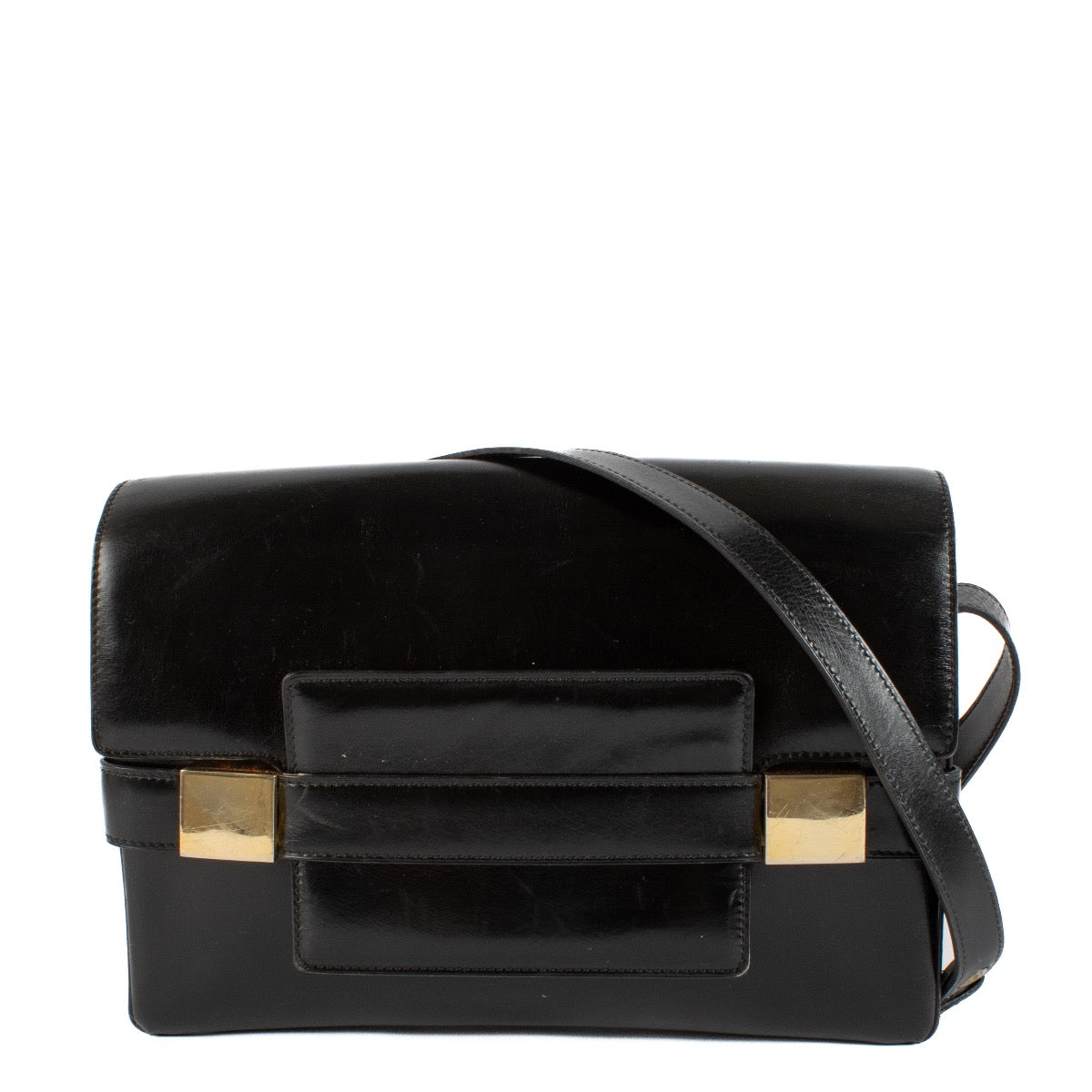 Shop safe online at Labellov in Antwerp, Brussels and Knokke this. 100% authentic second hand Delvaux Vintage Black Box Calf Madame Bag.