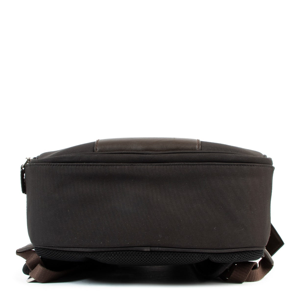 Buy an authentic second hand Delvaux Brown Leather Canvas Airess Backpack in very good condition at Labellov