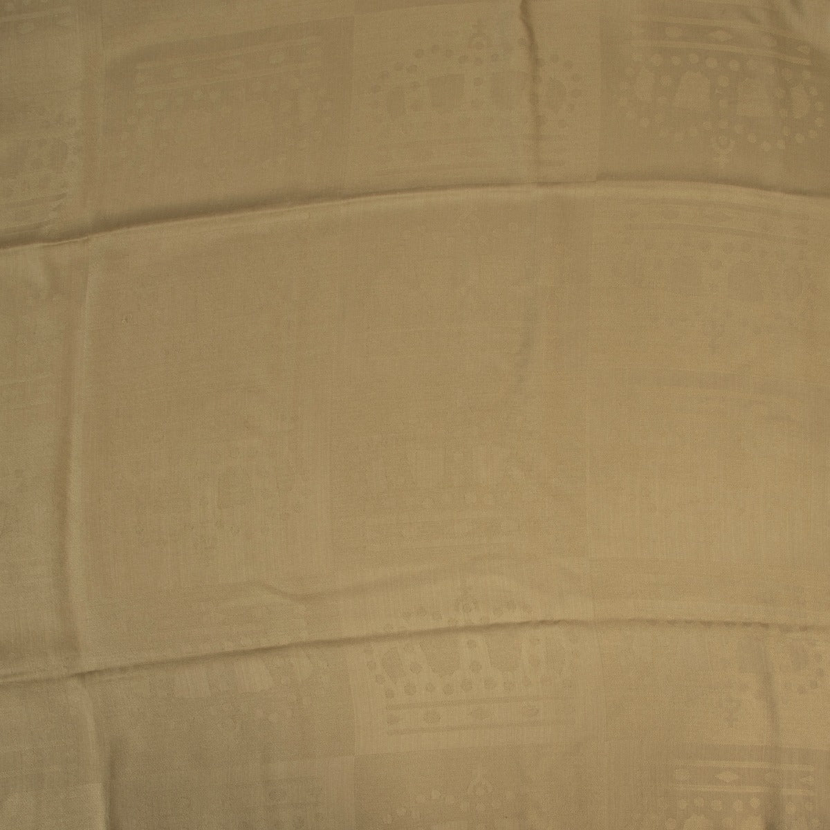 Shop online for authentic pre-loved Delvaux scarves at Labellov.