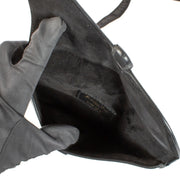 Shop safe online at Labellov in Antwerp, Brussels and Knokke this 100% authentic second hand Christian Dior Black Saddle Pouch Belt Bag. Koop veilig online authentieke Christian Dior Black Saddle Pouch Belt Bag.