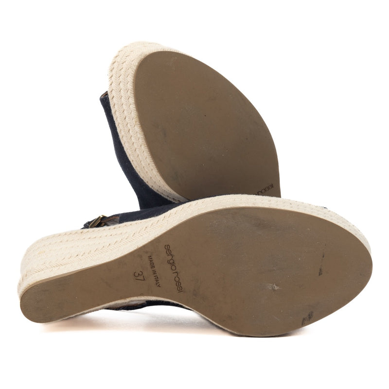 Shop 100% authentic second-hand Sergio Rossi blue denim heels on Labellov.com