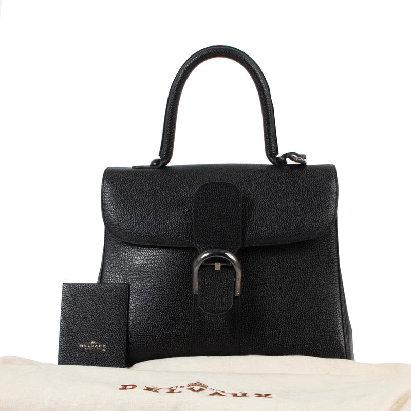 Shop safe online at Labellov in Antwerp this 100% authentic second hand Delvaux Black Grained Leather MM Brillant