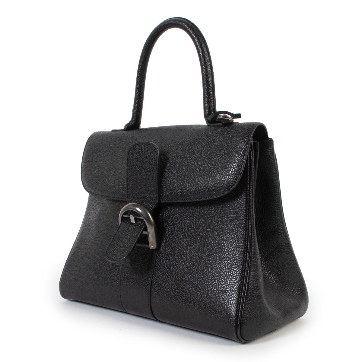 Shop safe online at Labellov in Antwerp this 100% authentic second hand Delvaux Black Grained Leather MM Brillant