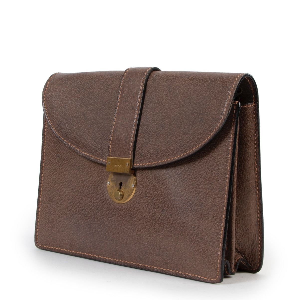 Shop safe online at Labellov in Antwerp this 100% authentic second hand Gucci Brown Vintage Clutch