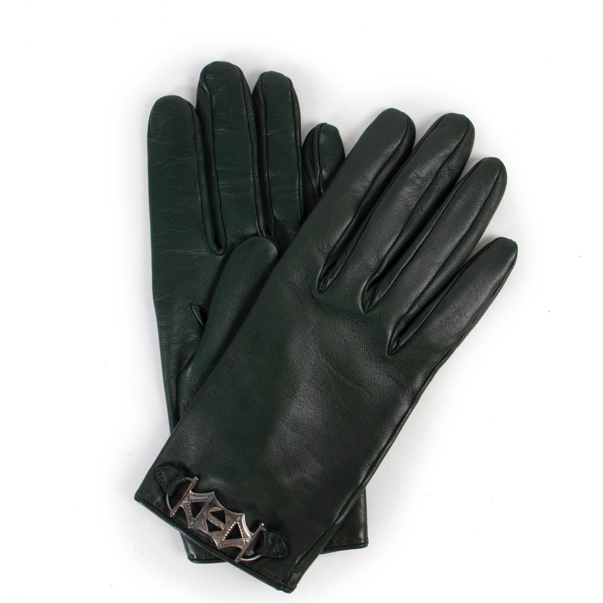 Buy an authentic pair of second hand Hermès Green Leather Gloves in very good condition at Labellov