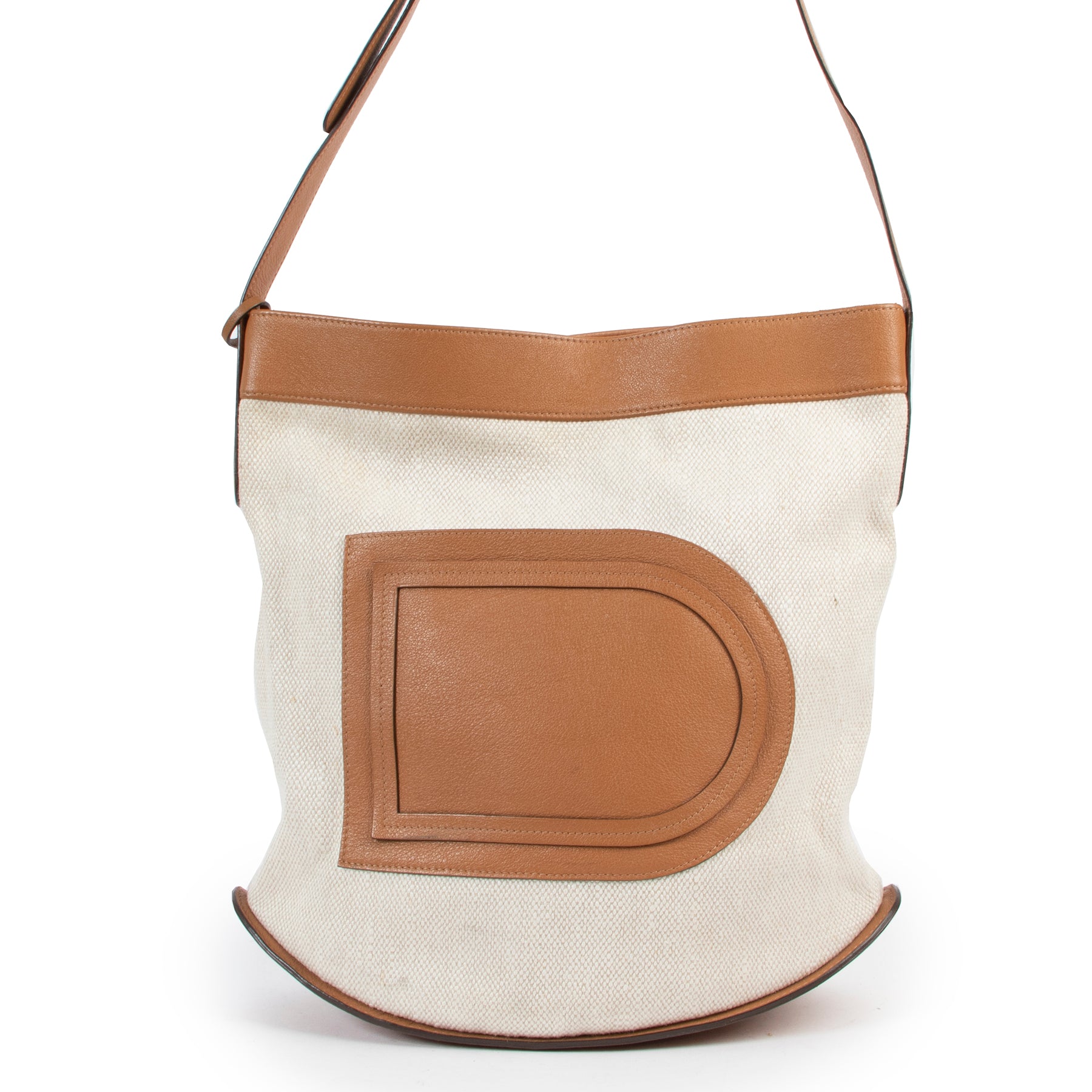 Shop safe online at Labellov in Antwerp this 100% authentic second hand Delvaux Beige Canvas Le Pin Shoulder Bag