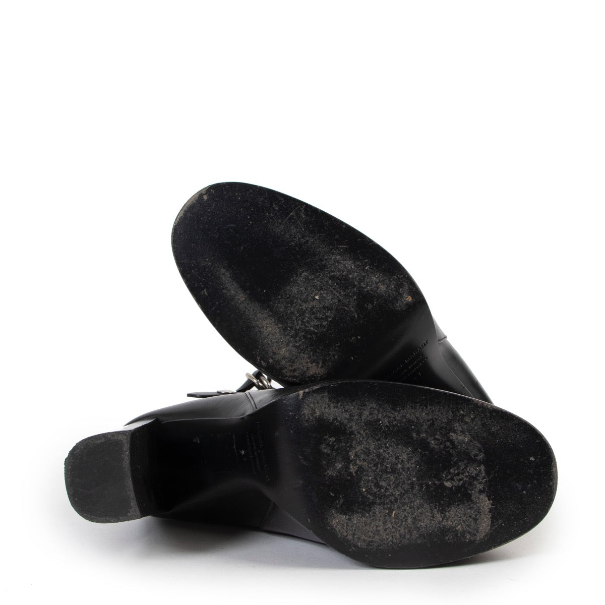Shop safe online at labellov in Antwerp this 100% authentic second hand Isabel Marant Black Leather Boots - Size 41
