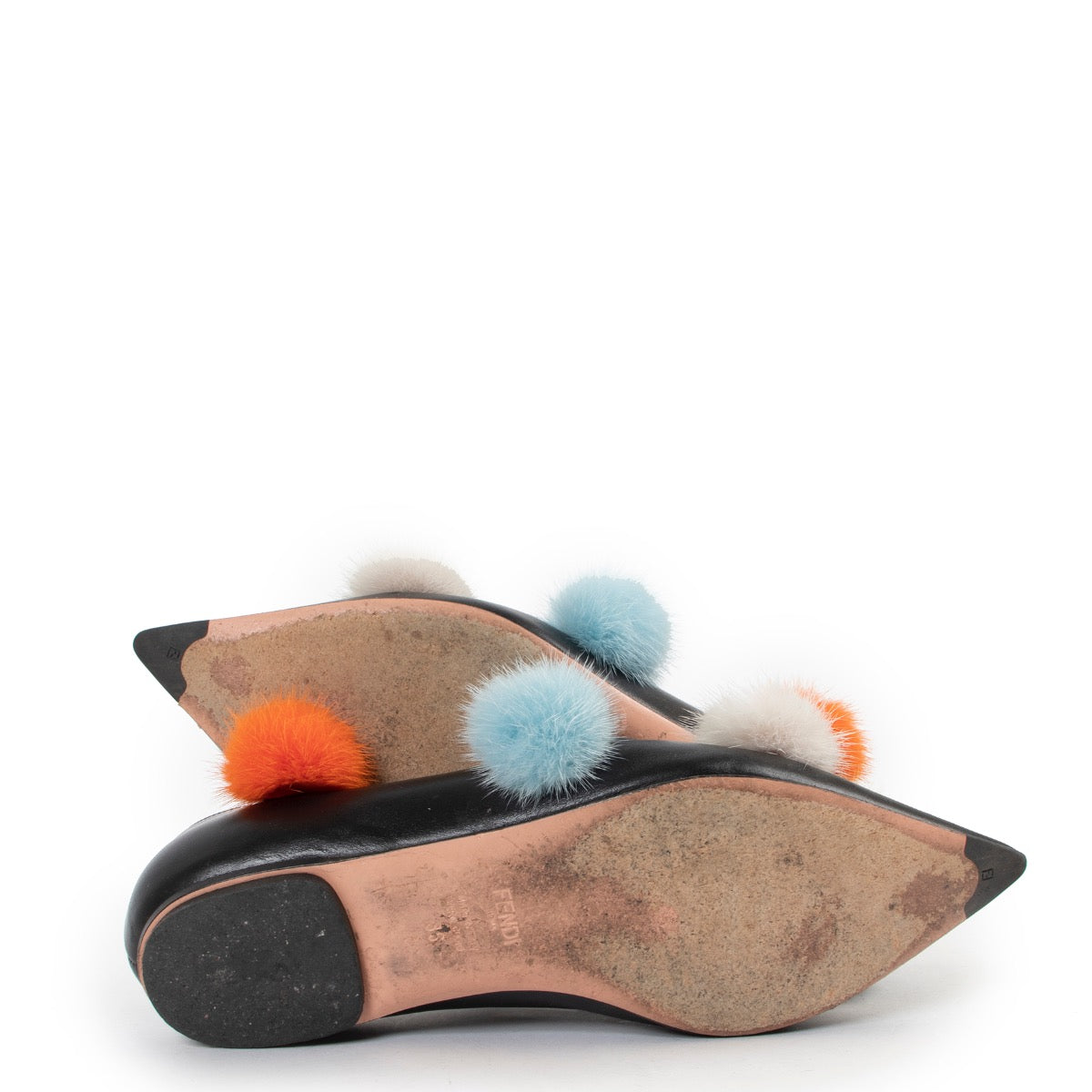 Shop safe online at Labellov in Antwerp this 100% authentic second hand Fendi Black Pom Pom Ballerina Flats - Size 36