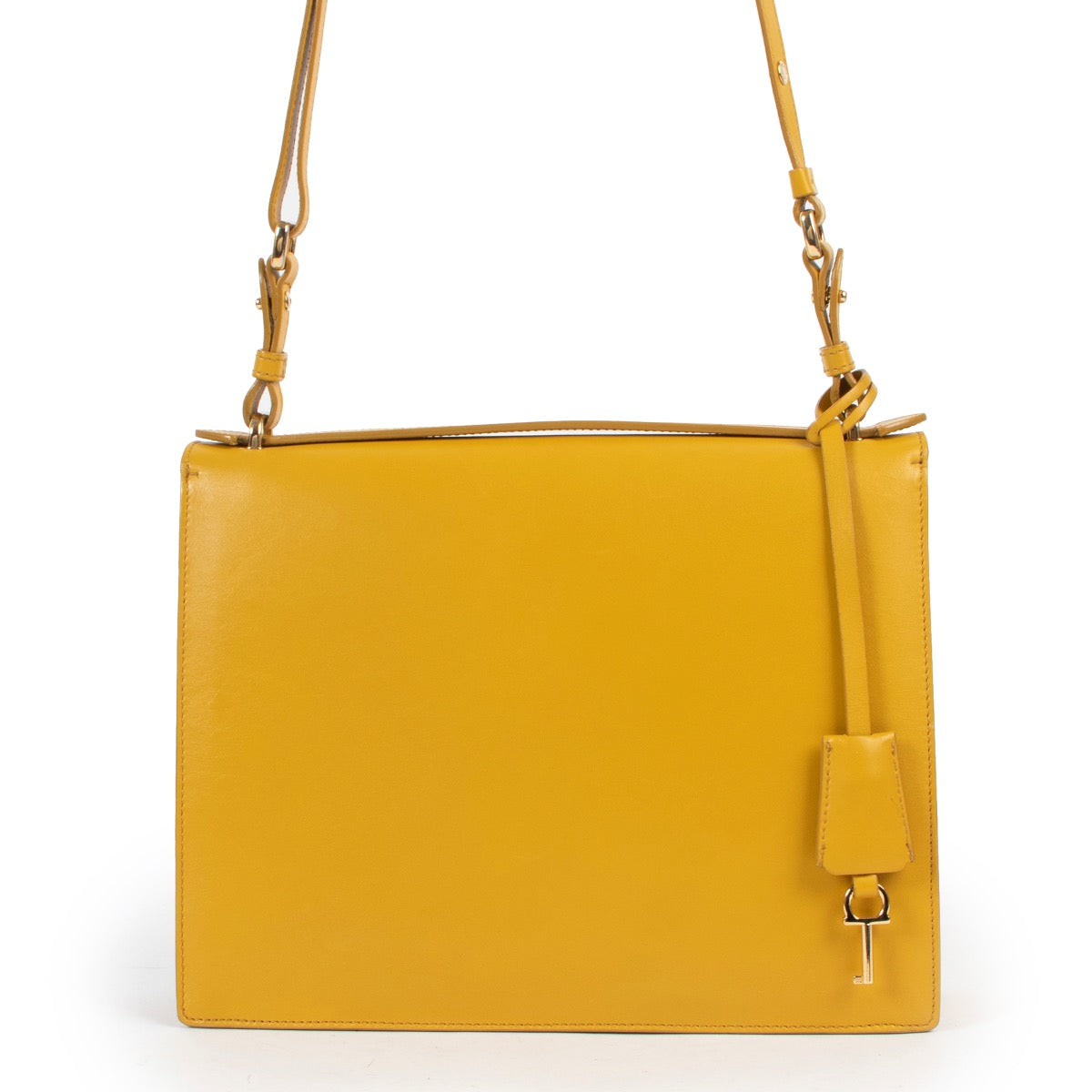 Shop safe online at Labellov in Antwerp this 100% authentic second hand Salvatore Ferragamo Mustard Crossbody