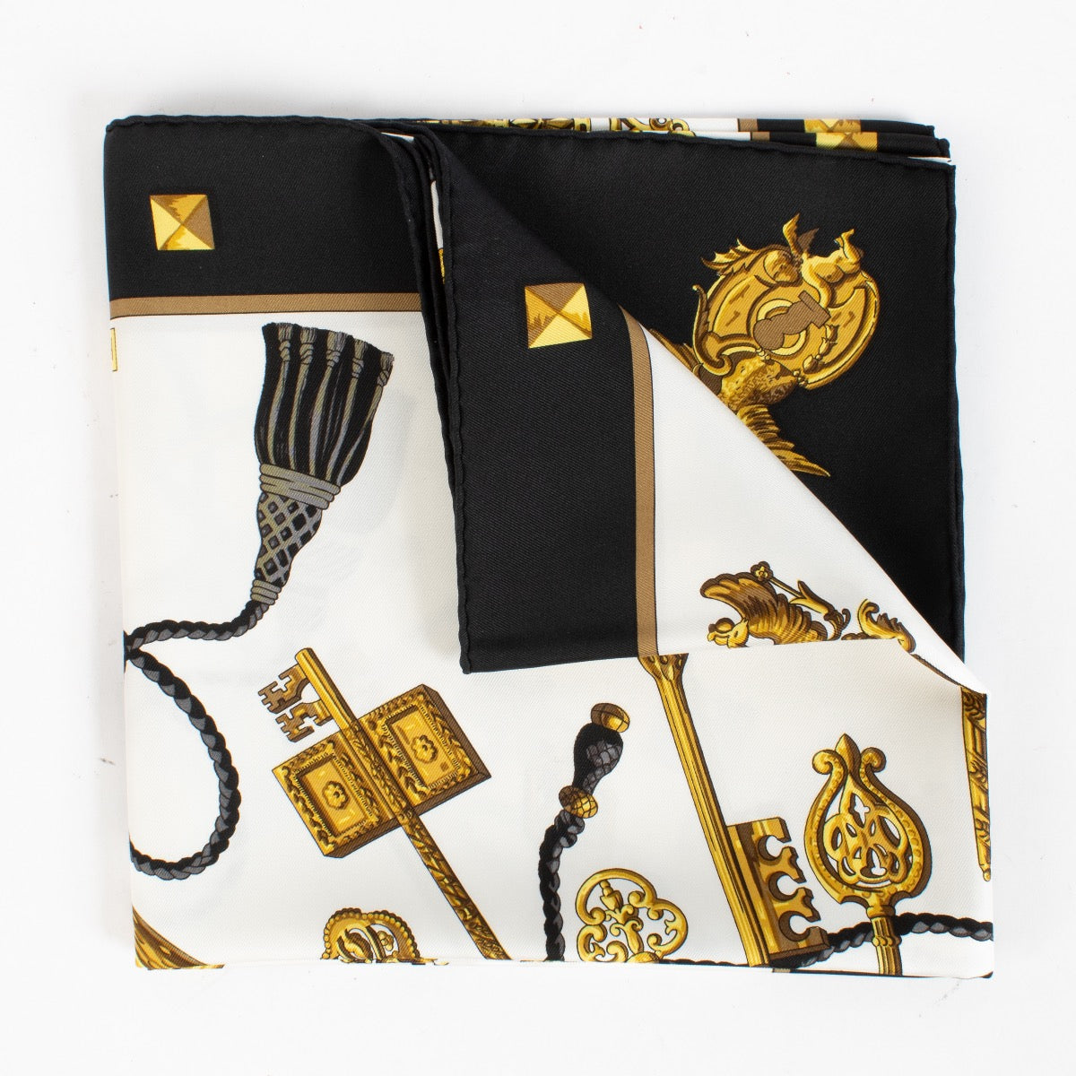 shop 100% authentic second hand Hermès Carré 90 20th Century Les Clés Silk Scarf on Labellov.com
