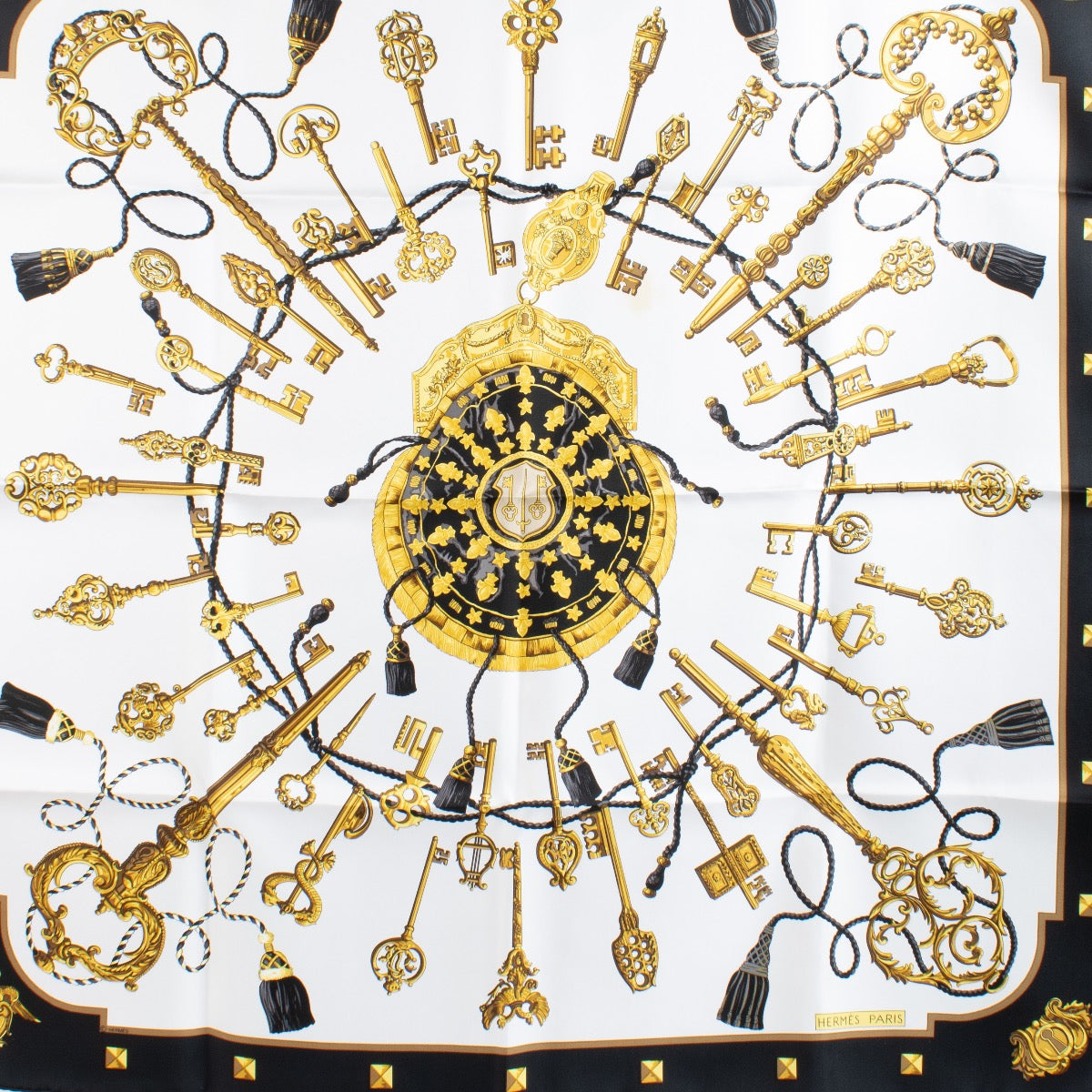 shop 100% authentic second hand Hermès Carré 90 20th Century Les Clés Silk Scarf on Labellov.com
