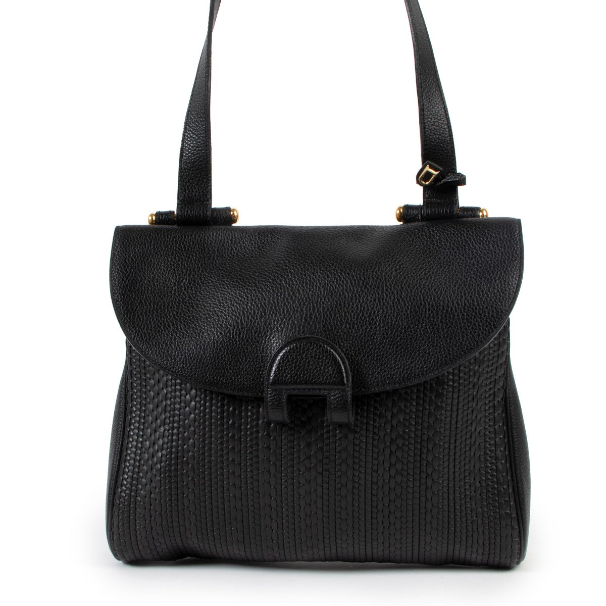 Buy online authentic second hand Delvaux Black Toile de Cuir Shoulder bag in very good condition at Labellov in Antwerp