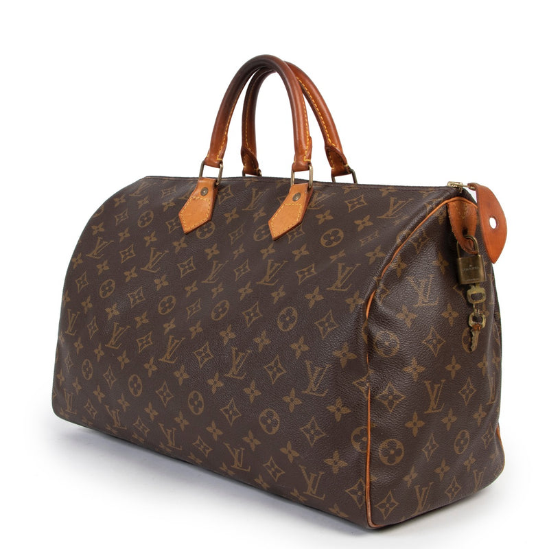 Buy an authentic second hand Louis Vuitton Speedy 40 Monogram in good condition at Labellov