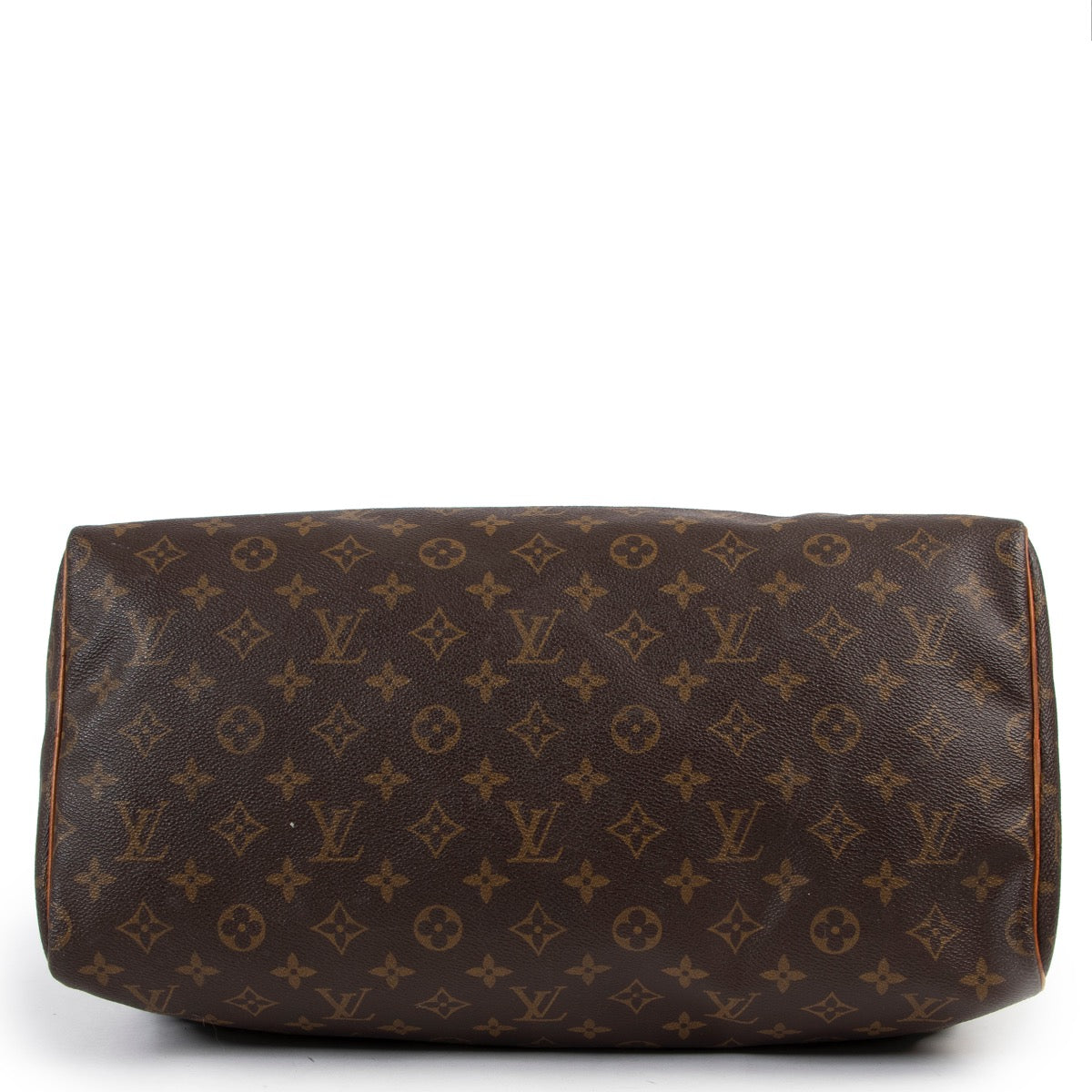 Buy an authentic second hand Louis Vuitton Speedy 40 Monogram in good condition at Labellov