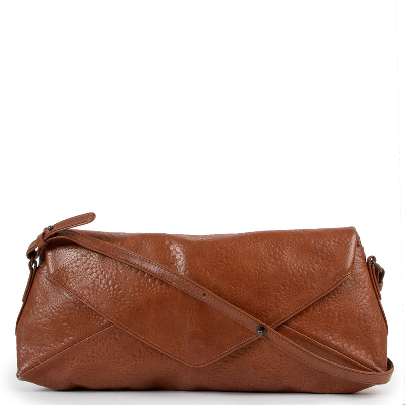 Shop now your favorites pre-loved designer bags, at Labellov.