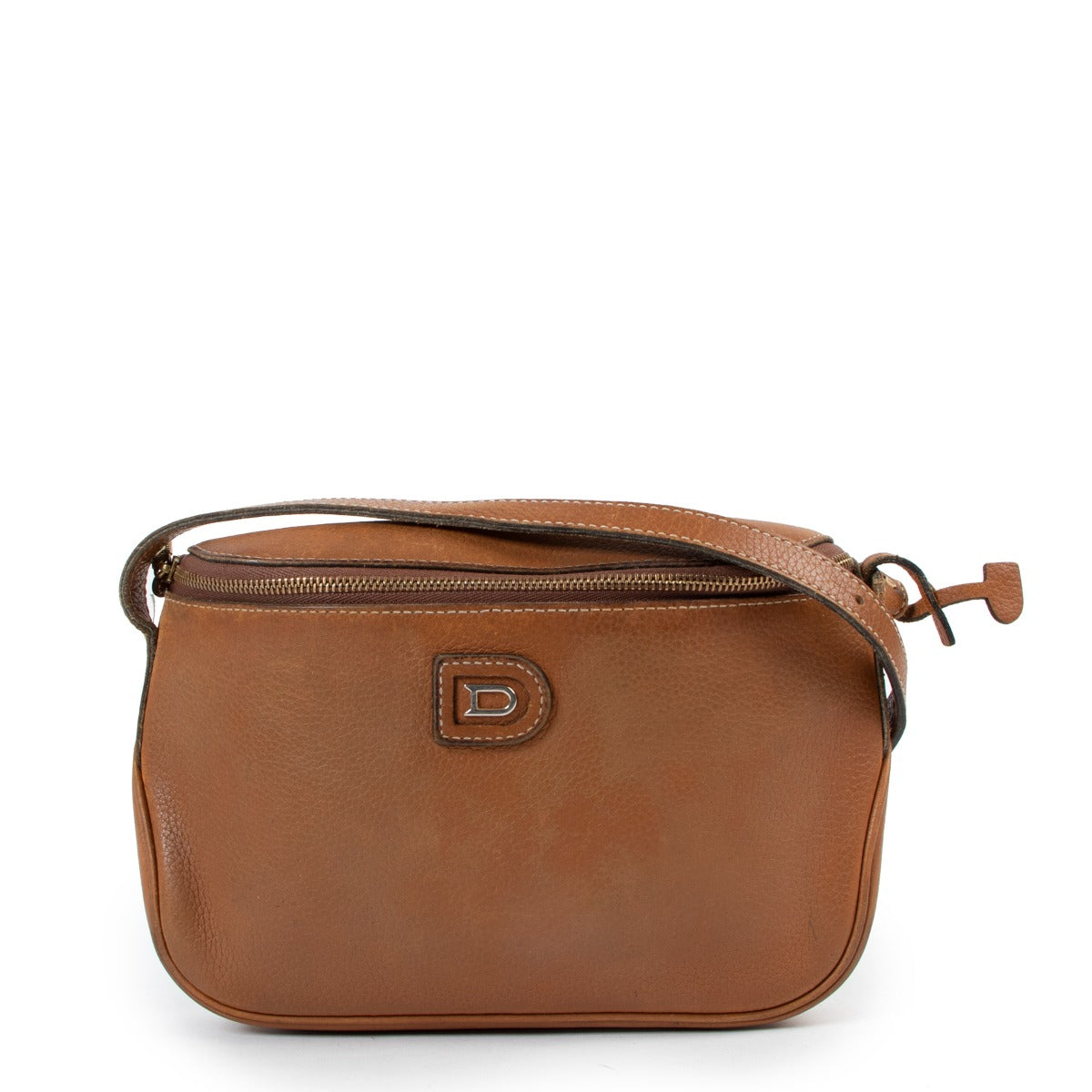Buy an authentic second hand Delvaux Macao Cognac Leather Crossbody in pre-loved condition at Labellov