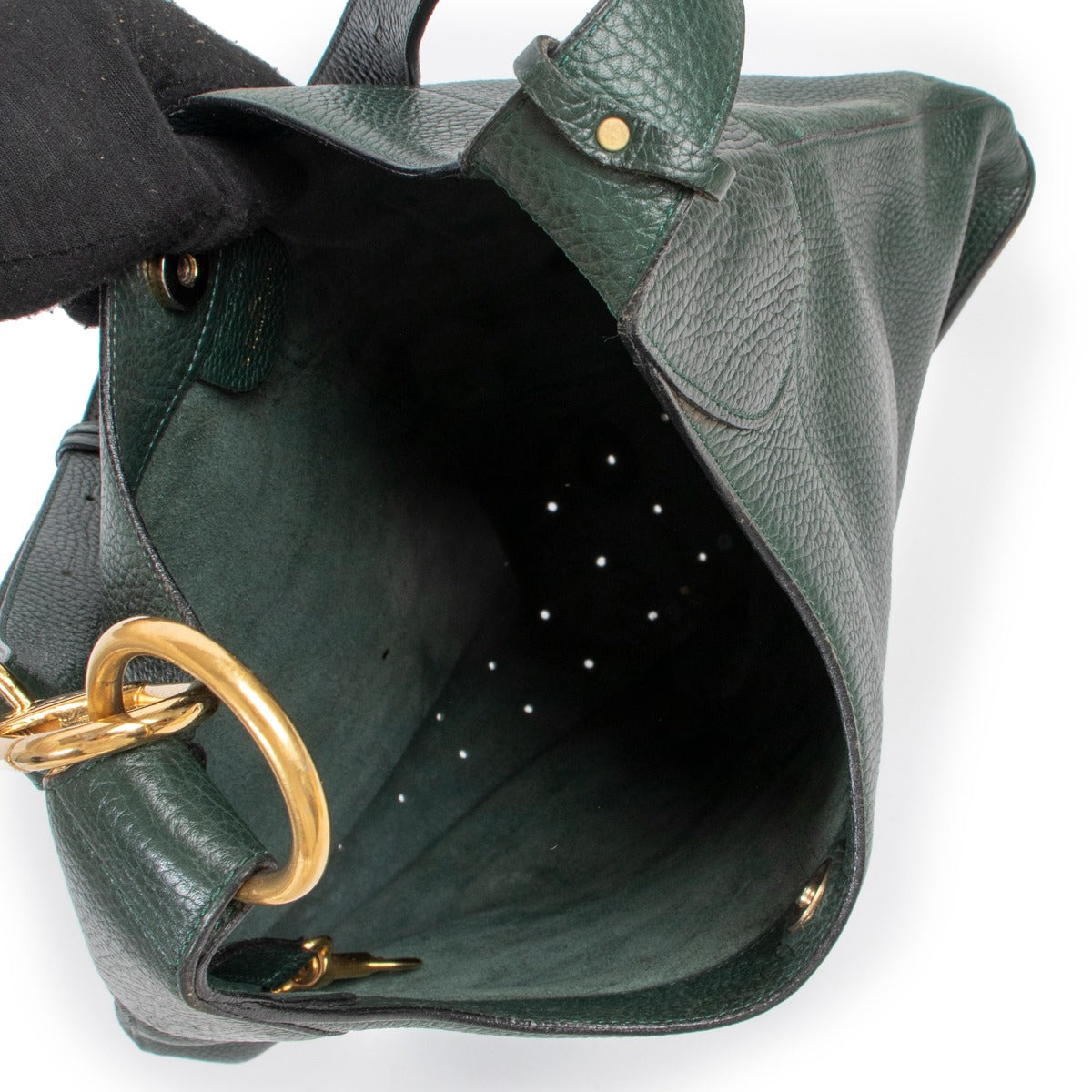 Shop now your favorite pre-loved designer bags, at Labellov.