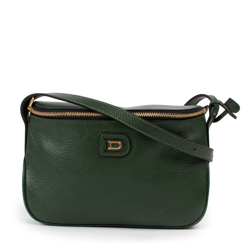 Shop now your favorite pre-loved designer handbags, at Labellov.