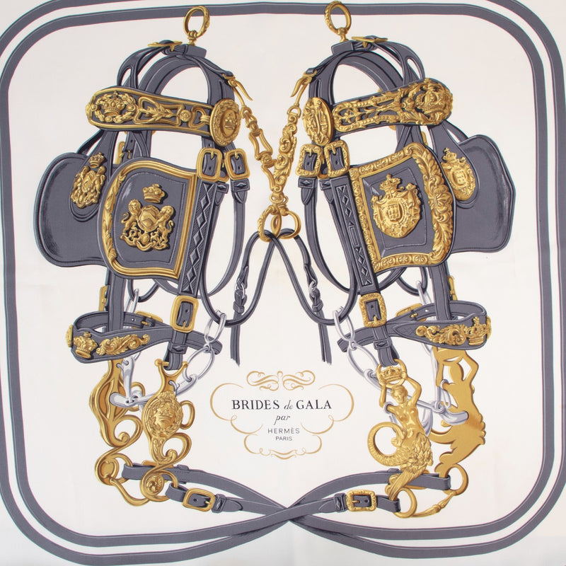 Shop now for your favorite 100% authentic Hermès accesoires, on Labellov.