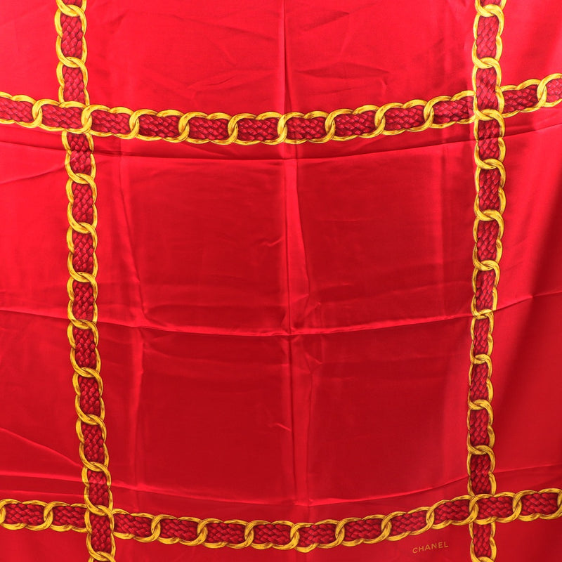 Buy an authentic second-hand Chanel Red Chain Rope Silk Scarf in very good condition at Labellov in Antwerp.