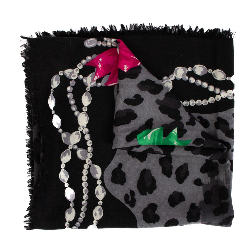 Shop safe online at Labellov in Antwerp, Brussels and Knokke this 100% authentic second hand Christian Dior Black and Grey Leopard Print Scarf