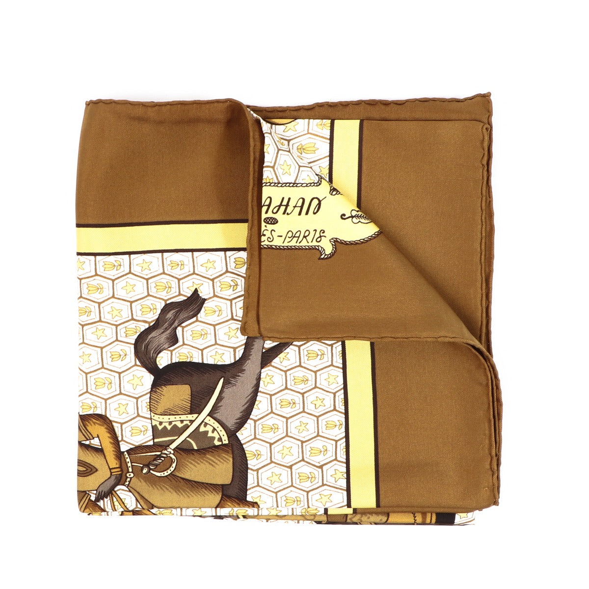 Buy an authentic second-hand Hermès Carré Ispahan Silk Scarf in very good condition at Labellov in Antwerp.