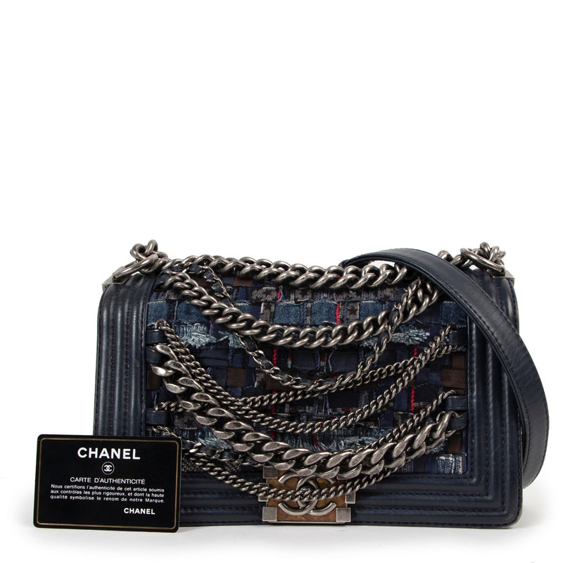 Buy an authentic second hand Chanel Enchained Blue Tweed Medium Boy Bag in very good condition at Labellov