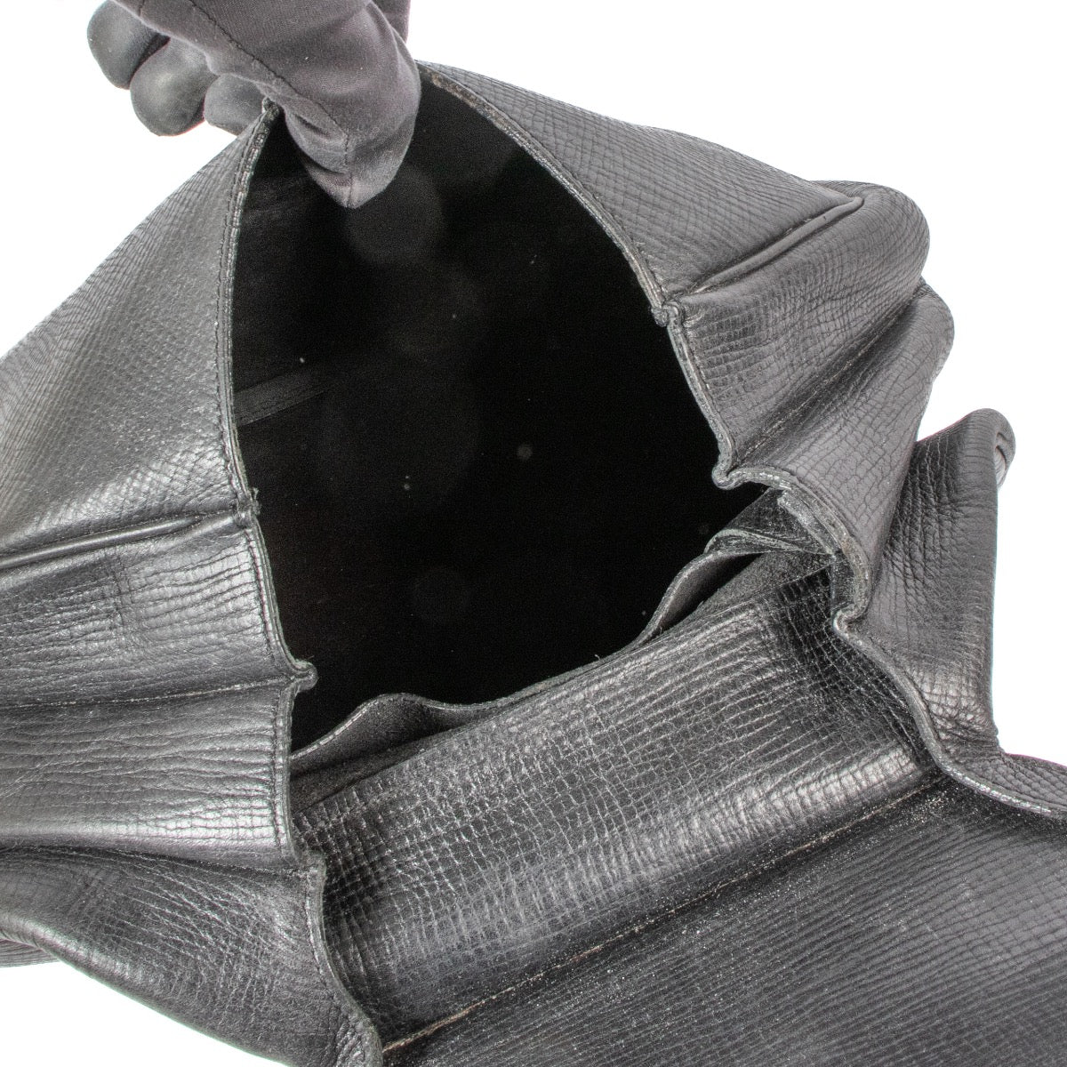 shop 100% authentic second hand Delvaux Black Cerceau GM on Labellov.com