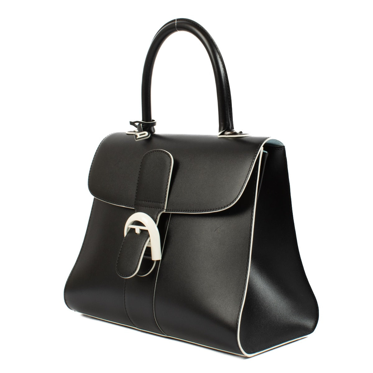 Shop safe online at Labellov in Antwerp, Brussels and Knokke this 100% authentic second hand Delvaux Brillant MM Dans Les Nuages Bag