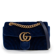 Shop safe online at Labellov in Antwerp this 100% authentic second hand Gucci Mini Blue Velvet Marmont Crossbody Bag