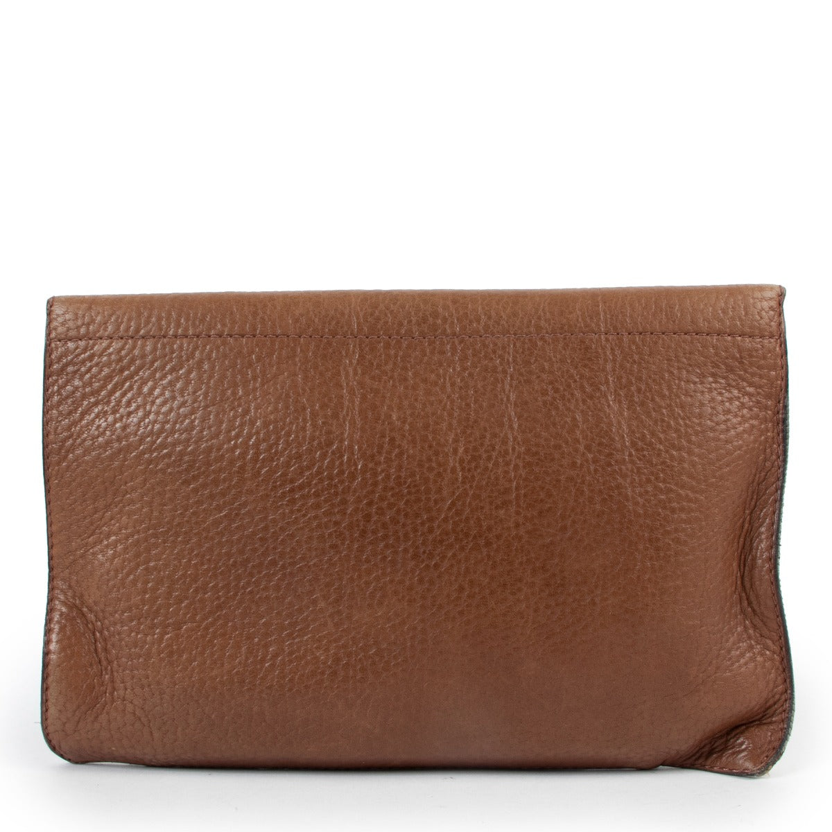Buy online an authentic second hand Delvaux clutch in preloved condition at Labellov in Antwerp.