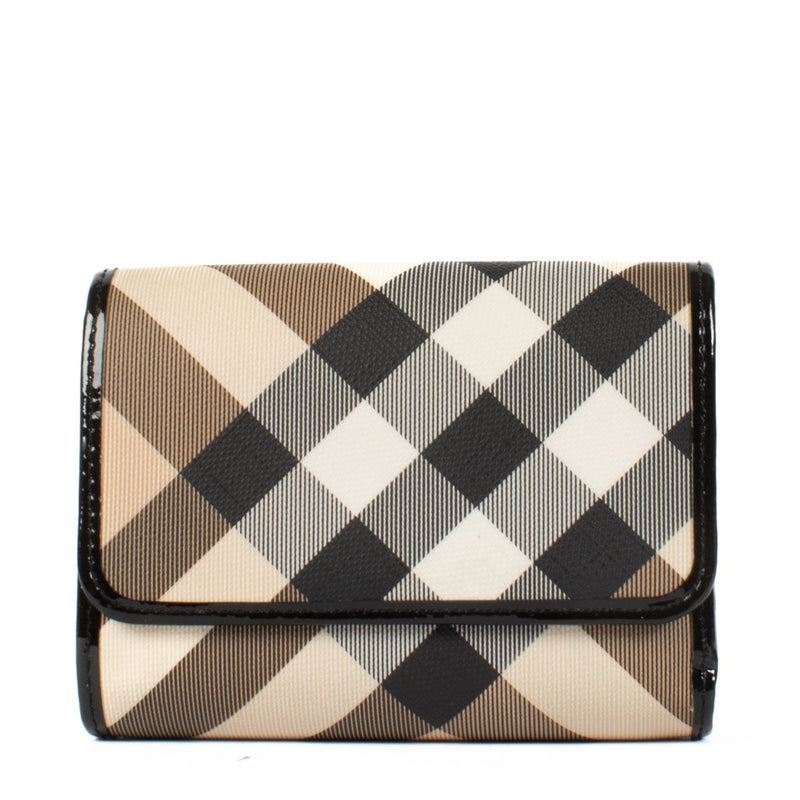 Shop safe online at Labellov in Antwerp, Brussels and Knokke this 100% authentic second hand Burberry Nova Check Wallet