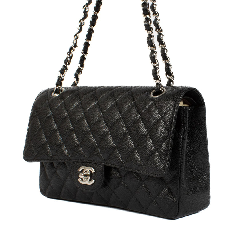 Shop safe online at Labellov in Antwerp, Brussels and Knokke this 100% authentic second hand Chanel Black Caviar Medium Classic Flap Bag