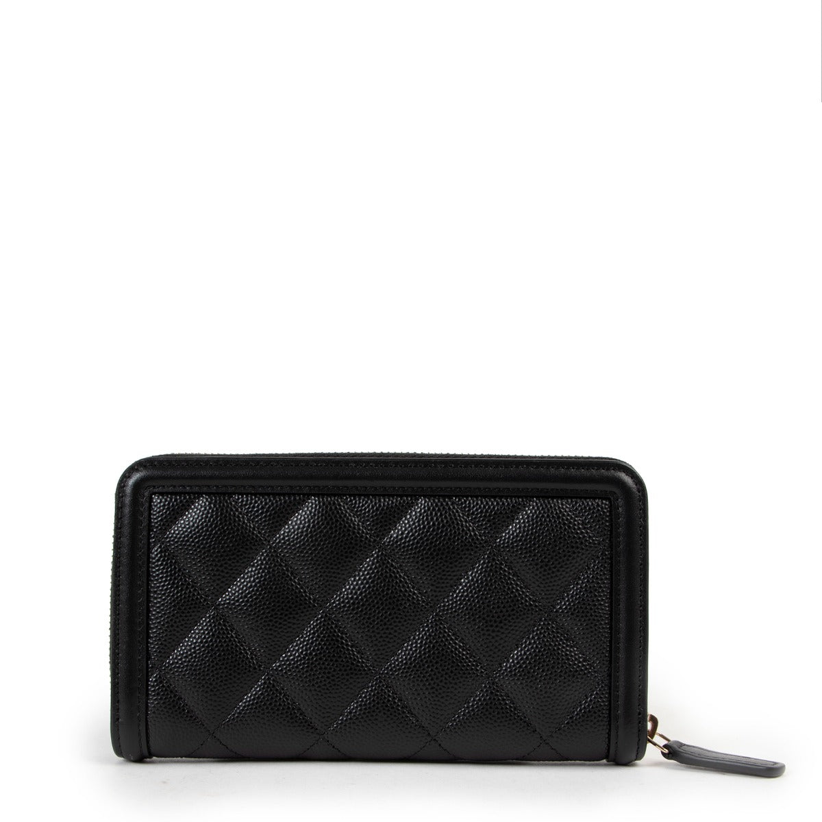 Shop now for your favorite 100% authentic Chanel wallet at Labellov.