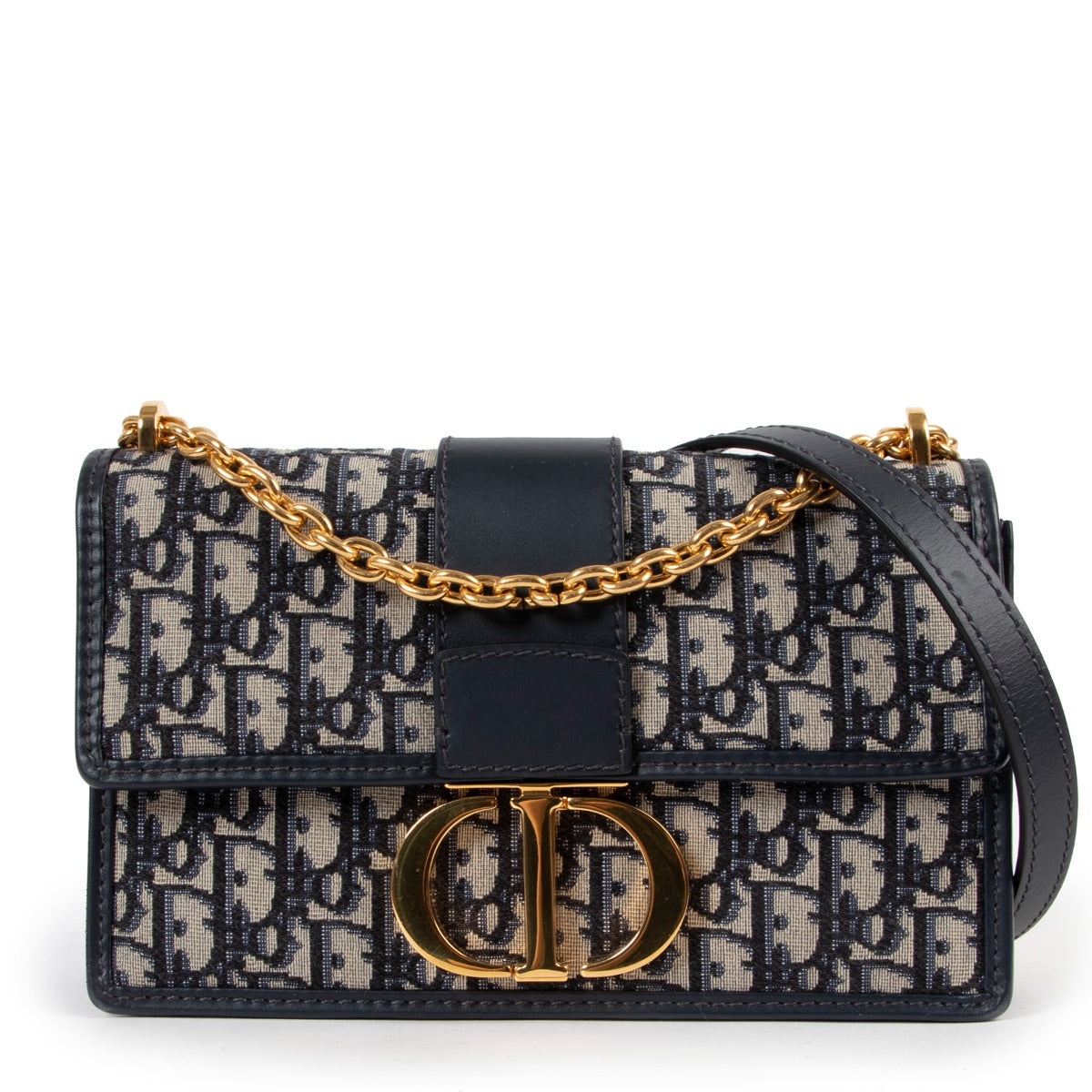 Shop second hand authentic designer Christian Dior 30 Montaigne Blue Oblique Chain Bag at Labellov