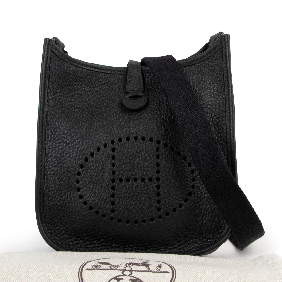 Shop authentic second hand luxury designer Hermès Evelyne 16 Amazone Black Taurillon Clemence PHW at Labellov