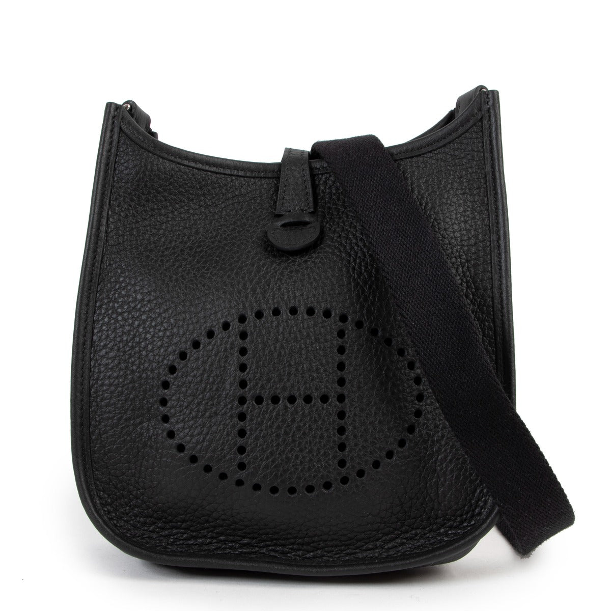 Shop authentic second hand luxury designer Hermès Evelyne 16 Amazone Black Taurillon Clemence PHW at Labellov