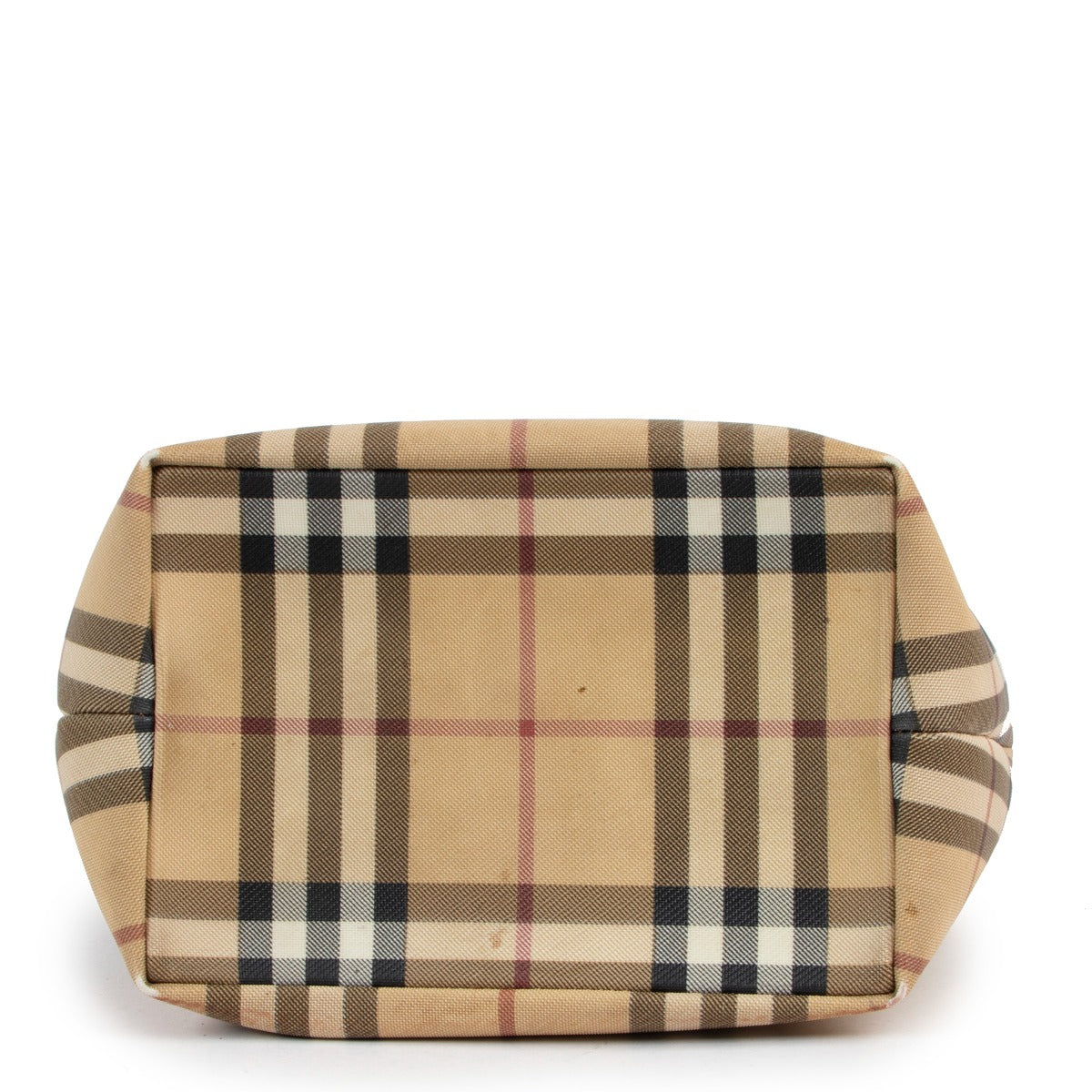 Buy now your favorite 100% authentic Burberry handbags at Labellov.