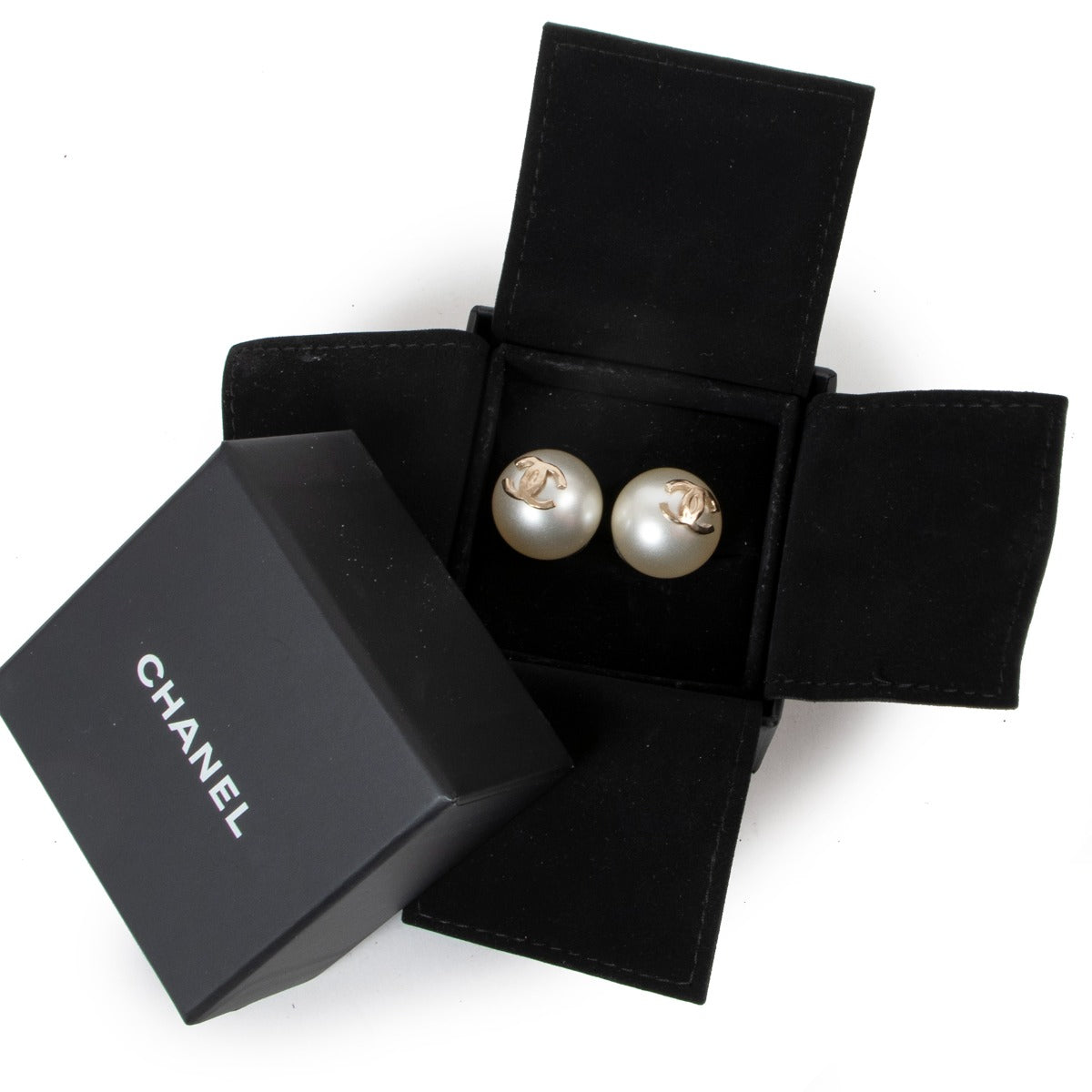 Chanel CC White Faux Pearl Earrings